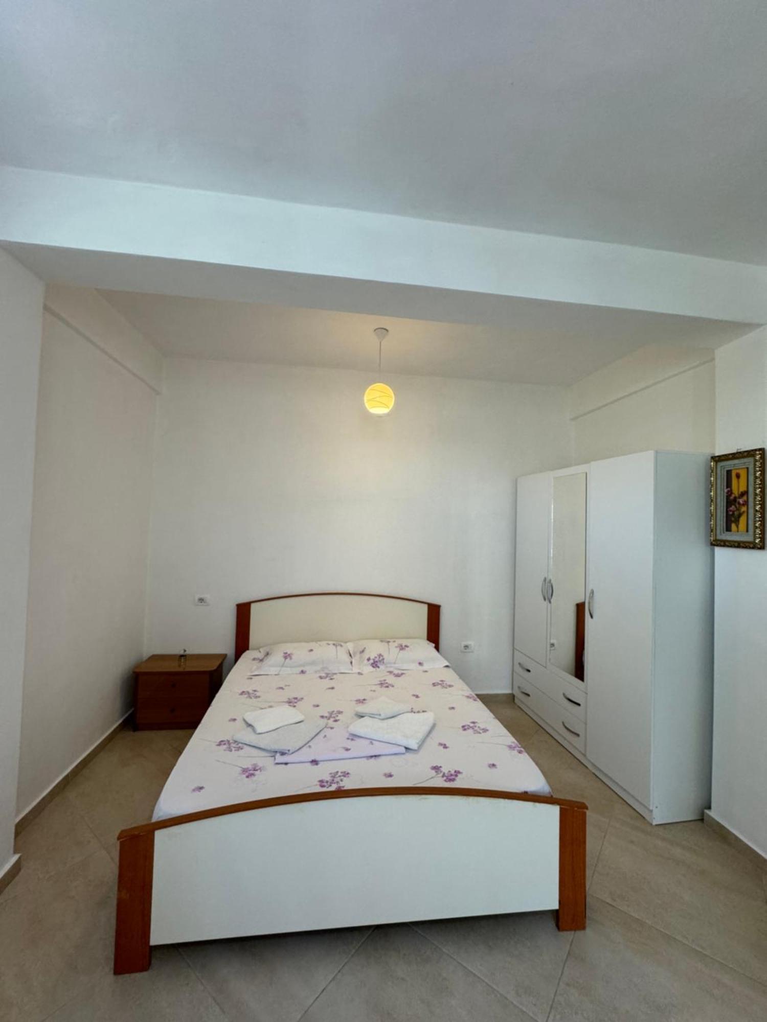 Holiday Apartments Durres Bagian luar foto